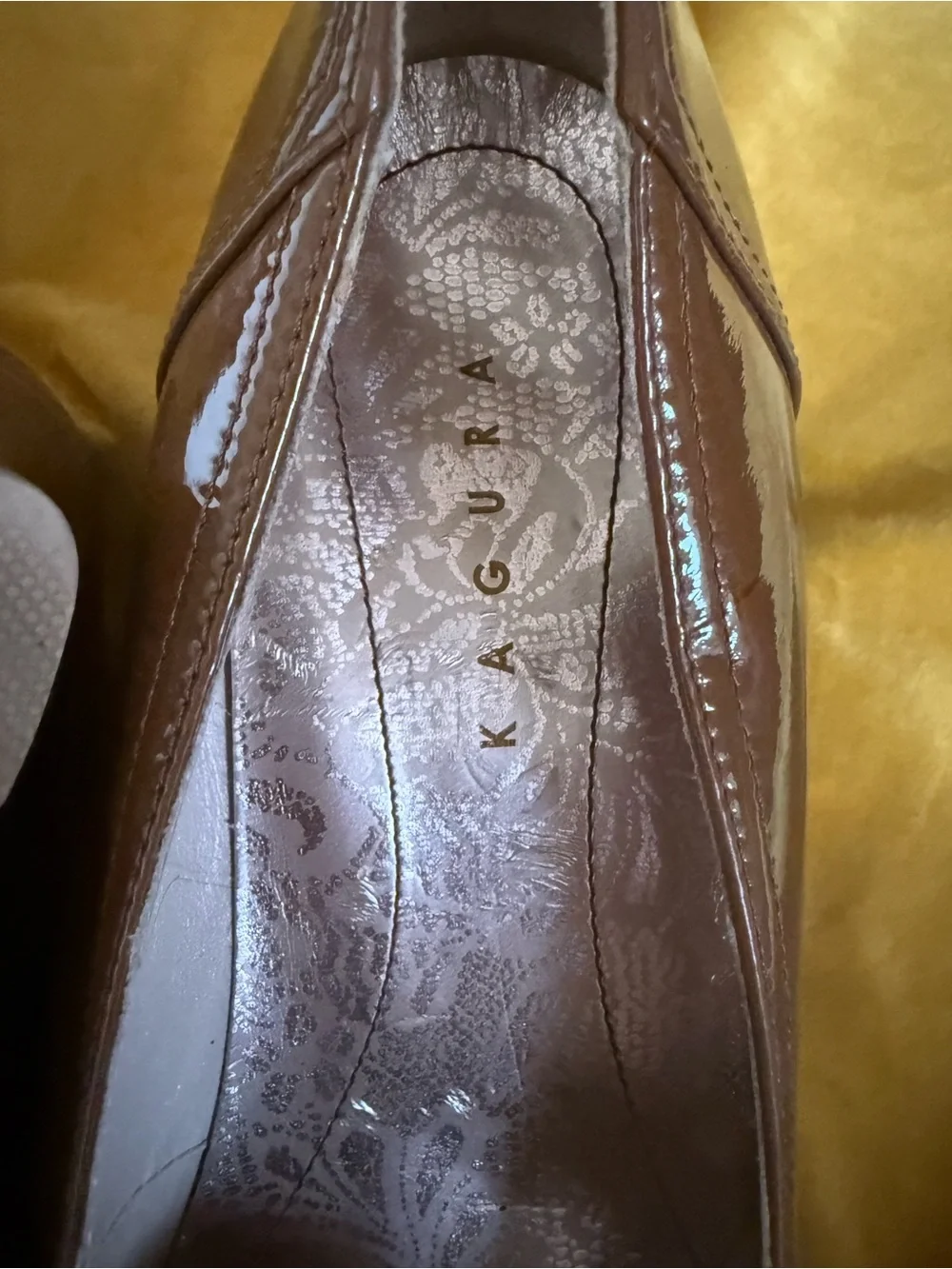 Women's Brown Patent Leather wedge made in Japan